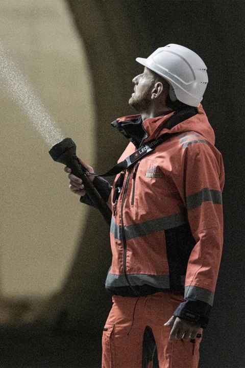 Latarka Ledlenser P21R USB-C